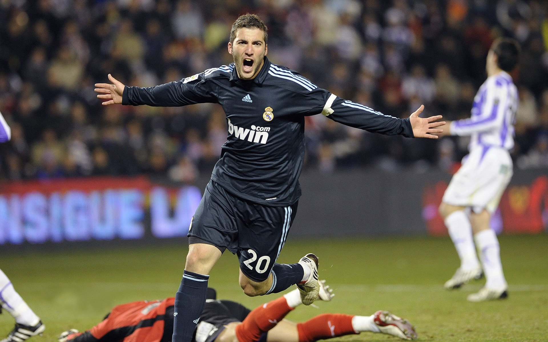 体育产业市场份额分析